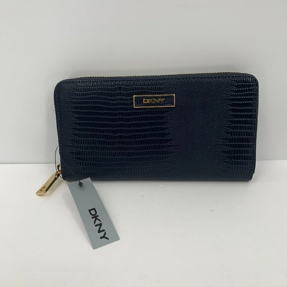 DKNY Donna Karan Lizard Leather Navy Blue Zipp Continental Wallet logo gold new - Picture 1 of 5